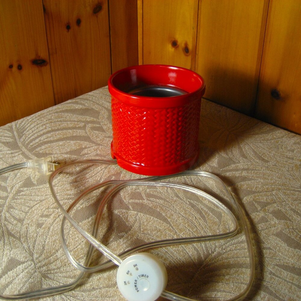 Yankee Candle Scenterpiece Electric MeltCup Warmer RED Auto Shut Off Timer